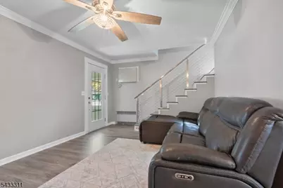 175 Colonial Rdwest, Union Township, NJ 07083 - Photo 7