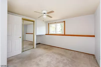 11 Allen Dr, Wayne, NJ 07470 - Photo 31