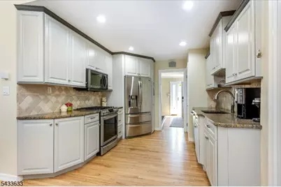 11 Allen Dr, Wayne, NJ 07470 - Photo 13