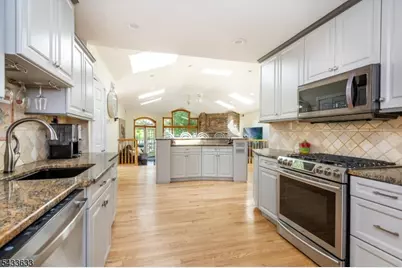 11 Allen Dr, Wayne, NJ 07470 - Photo 11