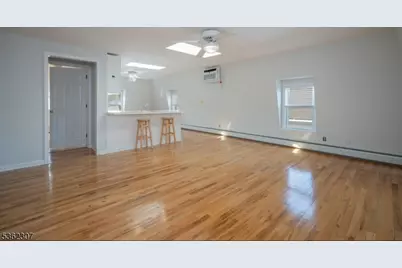 46 Franklin Pl #3, Summit, NJ 07901 - Photo 5