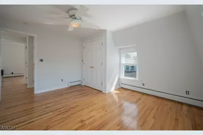46 Franklin Pl #3, Summit, NJ 07901 - Photo 9