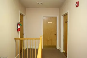 26 Millburn Ave Ste 5, Springfield Twp., NJ 07081 - Photo 3