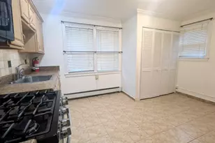 25 Roosevelt Ave, Victory Gardens, NJ 07801 - Photo 9