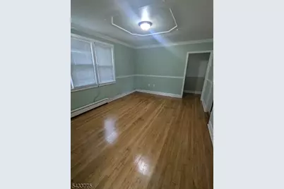 25 Roosevelt Ave, Victory Gardens, NJ 07801 - Photo 7
