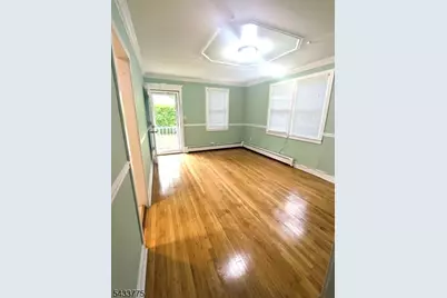 25 Roosevelt Ave, Victory Gardens, NJ 07801 - Photo 5
