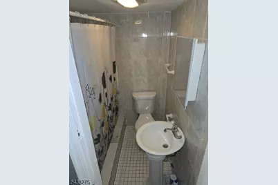 63 Grove St, Bloomfield, NJ 07003 - Photo 37