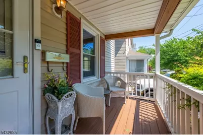 26 Cumberland Ave, Verona, NJ 07044 - Photo 3