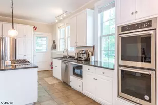 29 Stevens St, Bernardsville, NJ 07924 - Photo 15