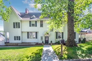 29 Stevens St, Bernardsville, NJ 07924 - Photo 1