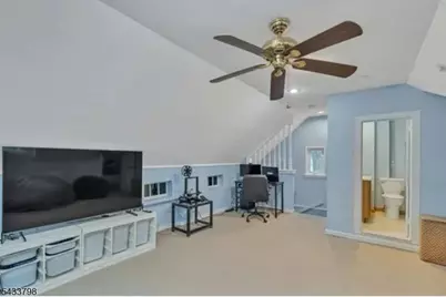 590 Woodland Ave, Mountainside, NJ 07092 - Photo 25