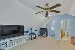 590 Woodland Ave, Mountainside, NJ 07092 - Photo 25