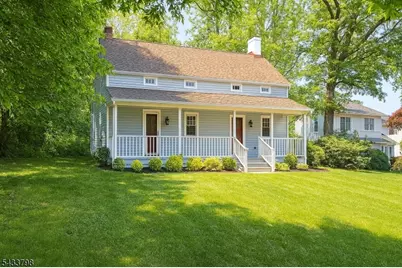 590 Woodland Ave, Mountainside, NJ 07092 - Photo 9