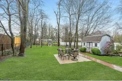 590 Woodland Ave, Mountainside, NJ 07092 - Photo 35