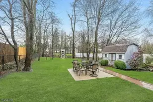 590 Woodland Ave, Mountainside, NJ 07092 - Photo 35
