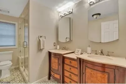 590 Woodland Ave, Mountainside, NJ 07092 - Photo 19
