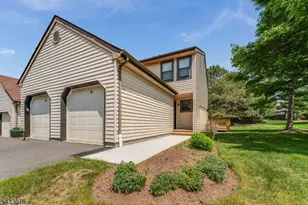 130 Locust Ct, Raritan Township, NJ 08822 - Photo 1