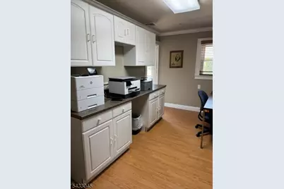 104 S Livingston Ave, Livingston, NJ 07039 - Photo 11
