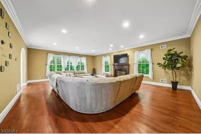 72B Hook Mountain Rd, Montville Township, NJ 07045 - Photo 11