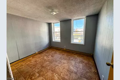 203 Oliver St, Newark, NJ 07105 - Photo 7