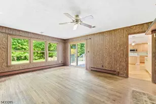 3 Elm St, Chester, NJ 07930 - Photo 9