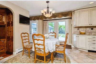 200 Raritan Ln, Readington, NJ 08889 - Photo 15