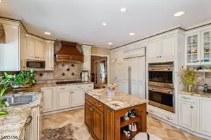 200 Raritan Ln, Readington, NJ 08889 - Photo 13