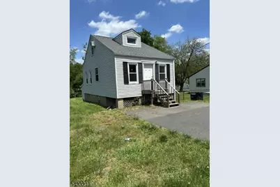 152 Old Bloomfield Ave, Parsippany, NJ 07054 - Photo 1