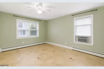 219 Hollywood Ave, Hillside, NJ 07205 - Photo 5