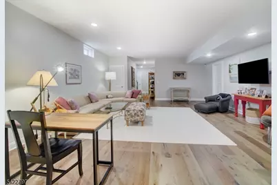30 Dahlia Dr, Warren Township, NJ 07059 - Photo 21