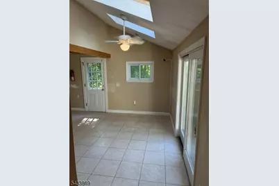 19 Crescent Rd, Wayne, NJ 07470 - Photo 3
