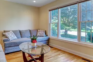 15 Woodrow Pl, West Caldwell, NJ 07006 - Photo 7