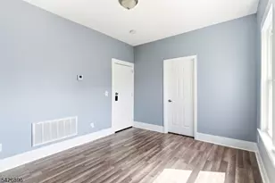 10 Charles St, East Orange, NJ 07017 - Photo 11