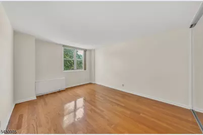 530 Valley Rd #3L, Montclair, NJ 07043 - Photo 7