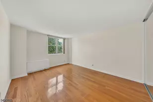530 Valley Rd, Montclair, NJ 07043 - Photo 7
