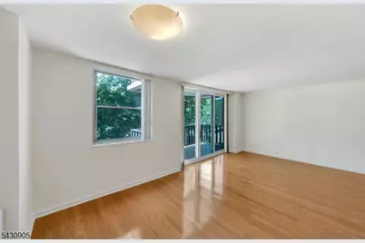 530 Valley Rd #3L, Montclair, NJ 07043 - Photo 19