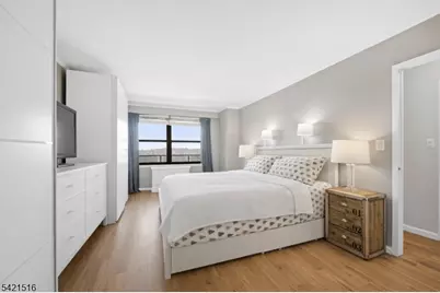 285 Aycrigg Ave #11G, Passaic, NJ 07055 - Photo 9