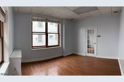 9 Elm St, Westfield, NJ 07090 - Photo 3