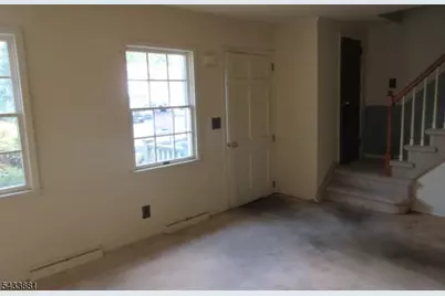 12 Jericho Rd, Butler, NJ 07405 - Photo 5