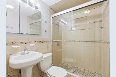 27 Carolyn Rd, Belleville, NJ 07109 - Photo 25