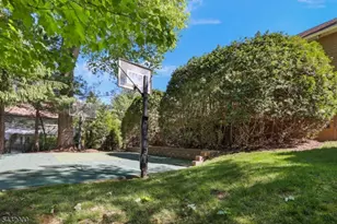 6 Kristen Ct, Wayne, NJ 07470 - Photo 37