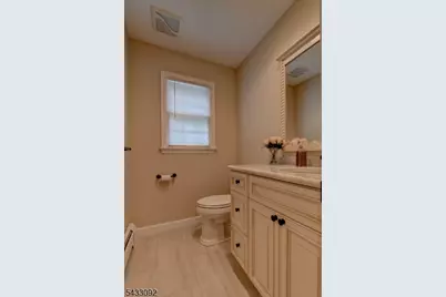 71 Cheshire Ln, Ringwood, NJ 07456 - Photo 11