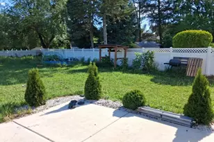 119 Colonial Rd, Edgewater Park, NJ 08010 - Photo 9