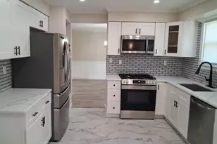 119 Colonial Rd, Edgewater Park, NJ 08010 - Photo 3
