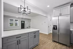 18 Hilton Ave, Maplewood, NJ 07040 - Photo 3