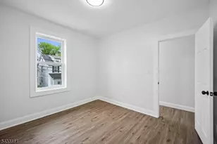 18 Hilton Ave, Maplewood, NJ 07040 - Photo 15