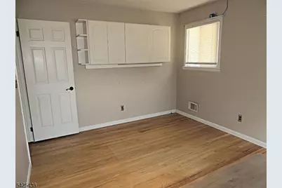118 Benart Pl, Middlesex, NJ 08846 - Photo 15