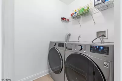 162 Blue Heron Dr, Secaucus, NJ 07094 - Photo 21