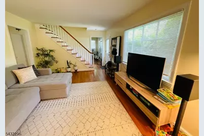 274 Woodland Ave, Summit, NJ 07901 - Photo 7
