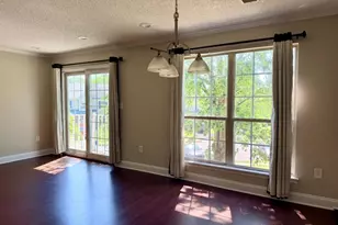 196 Sapphire Ln, Franklin Township, NJ 08823 - Photo 3